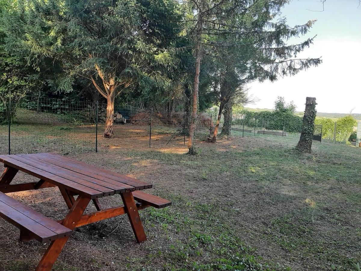 Maison Confort Et Repos Crecy-la-Chapelle Εξωτερικό φωτογραφία