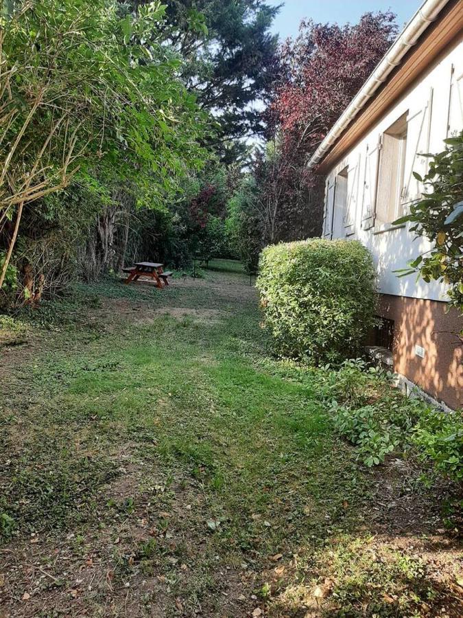 Maison Confort Et Repos Crecy-la-Chapelle Εξωτερικό φωτογραφία