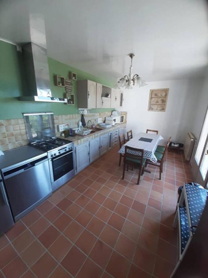 Maison Confort Et Repos Crecy-la-Chapelle Εξωτερικό φωτογραφία